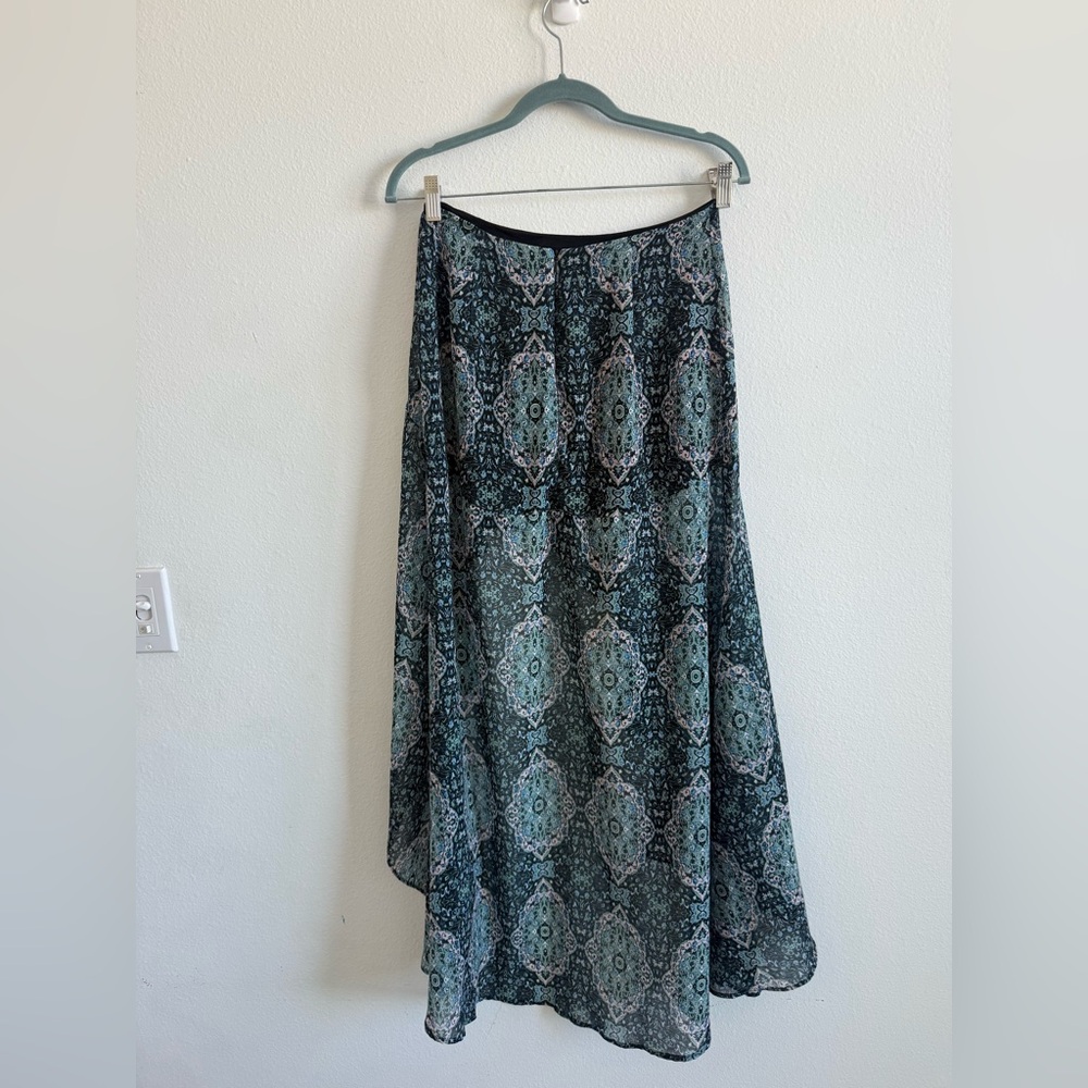 Revolve X Beach Riot Paisley Set - Picture 8 of 10